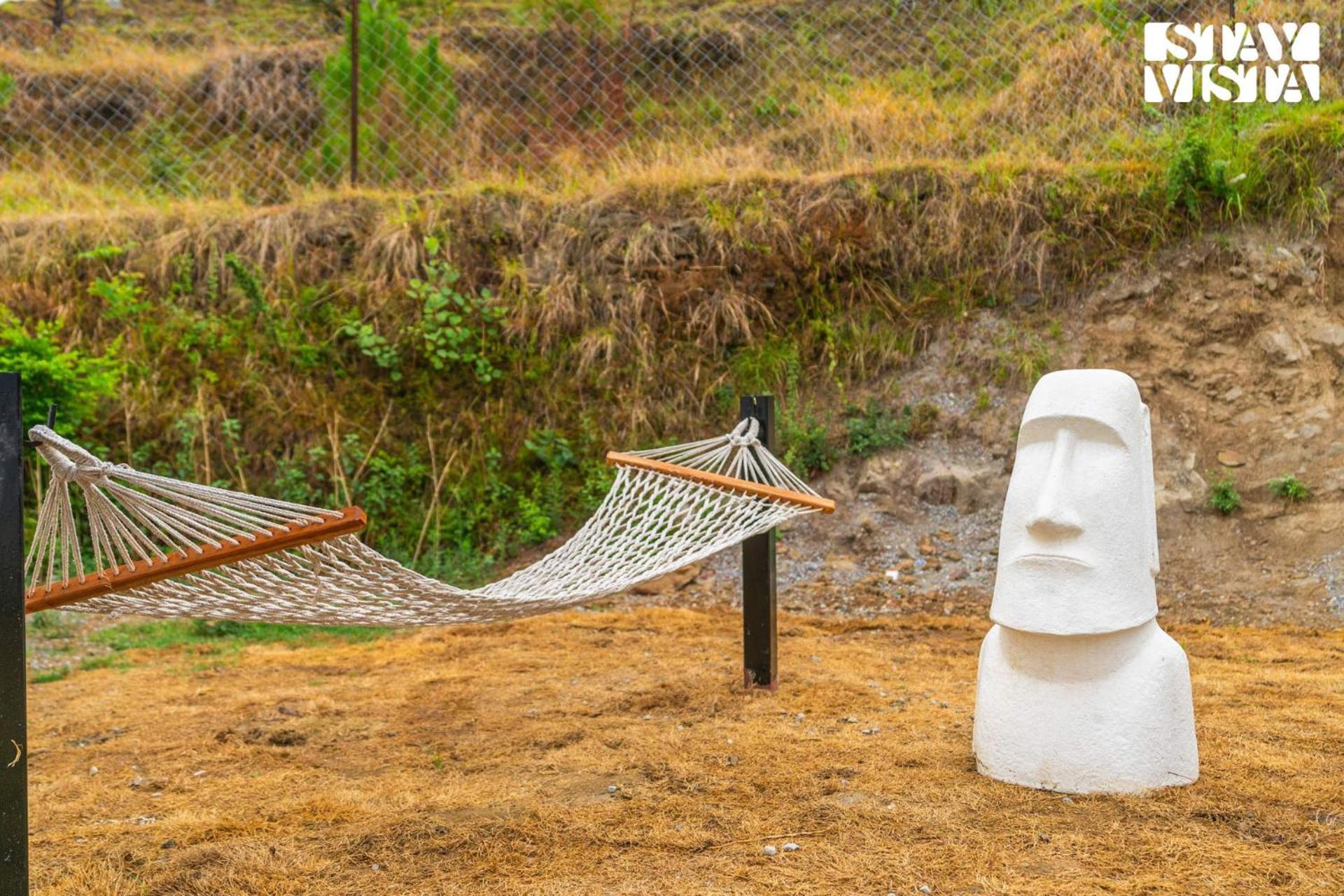 Stayvista At Luna Nova With Outdoor Pool - Ranikhet Exterior foto