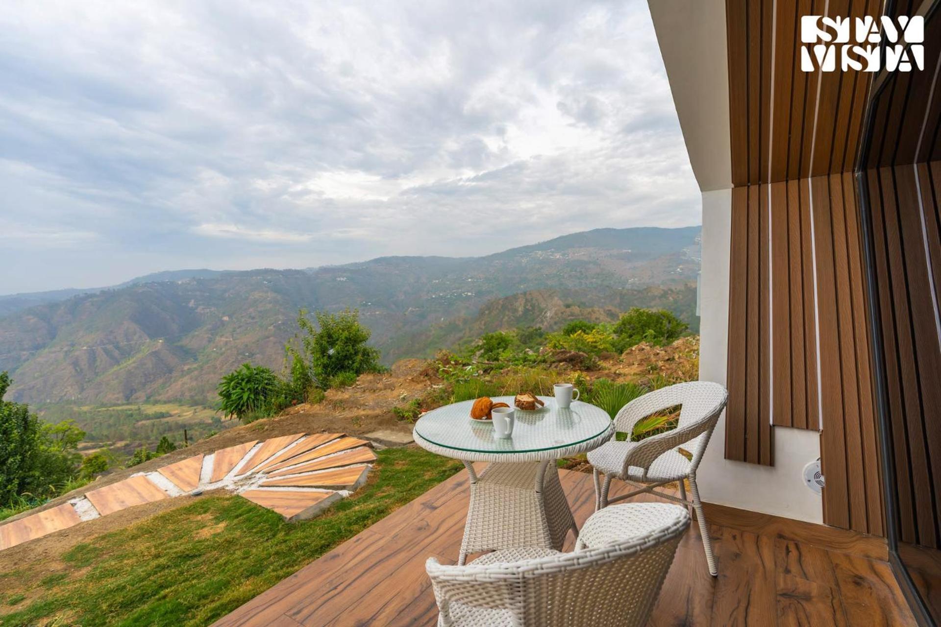 Stayvista At Luna Nova With Outdoor Pool - Ranikhet Exterior foto